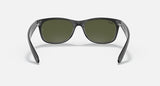 RAY-BAN : New Wayfarer Flash, Lunettes de soleil Carrée en Caoutchouc noir mat bleu flash , RB2132 622/30 55