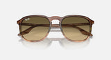 RAY-BAN : RB 2203 — Lunettes en acétate rayé marron et vert poli carrée, lentilles brune noir | Rb2203 1392/0a