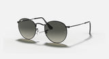 RAY-BAN : ROUND FLAT LENSES en Noir poli et lentilles dégradé gris | Rb3447n 002/71