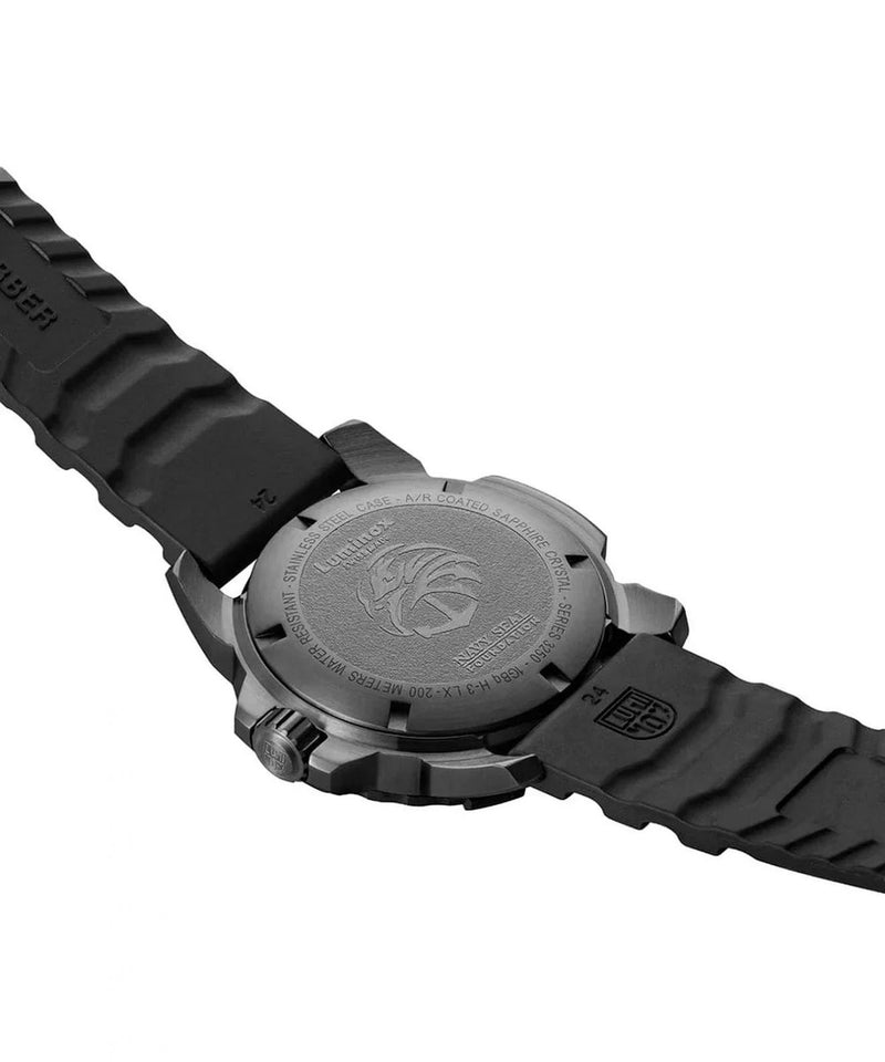 LUMINOX : Luminox Set Navy SEAL Foundation Watch 45mm with Beige Dial